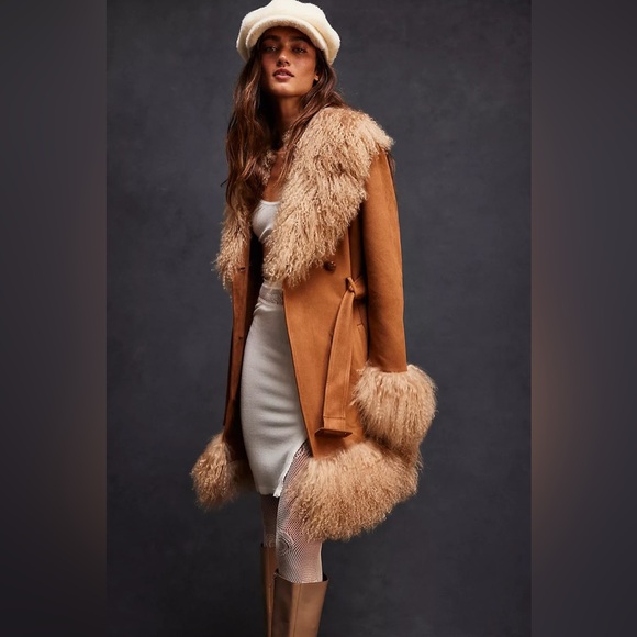 Charlotte Simone Daisy Coat - Picture 3 of 9